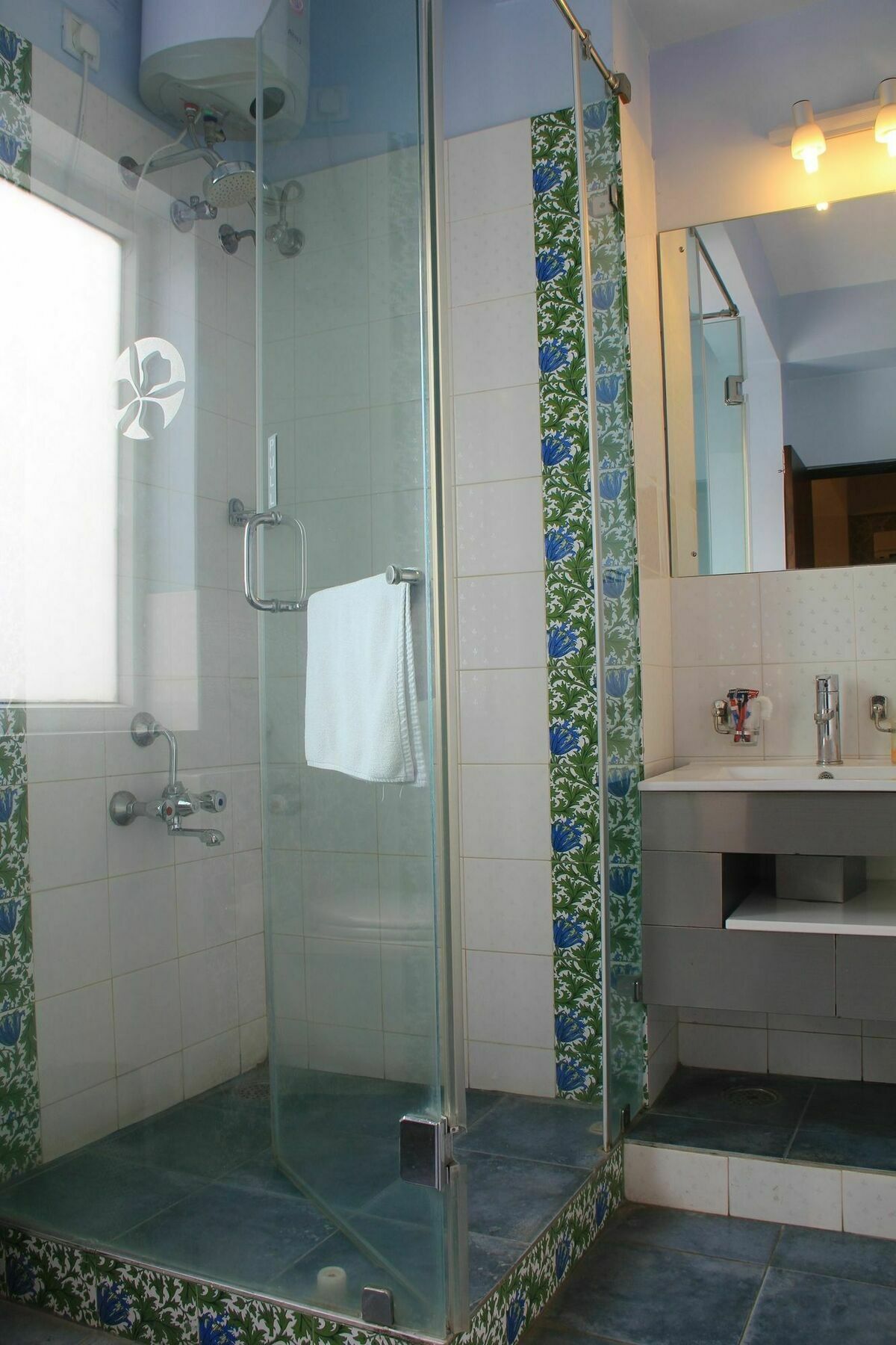 Orchid Suites - A Boutique Hotel Bangalore Off Residency Road Exterior foto